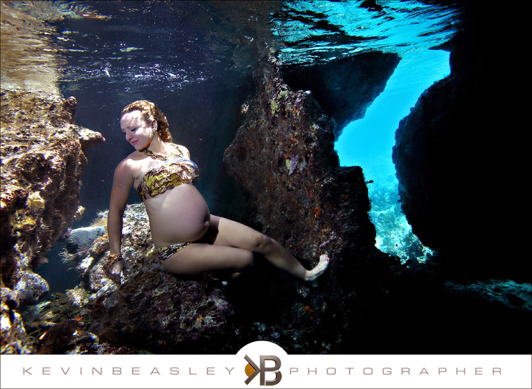 Underwater-Maternity,Underwatermaternity,creative-maternity,Maternity-Underwater,Kevin-Beasley,Staniel-Cay-Bahamas,Exuma-Bahamas,maternityphotography,maternityphotographer,inspiredpregnancy,inspiredmaternity,_069